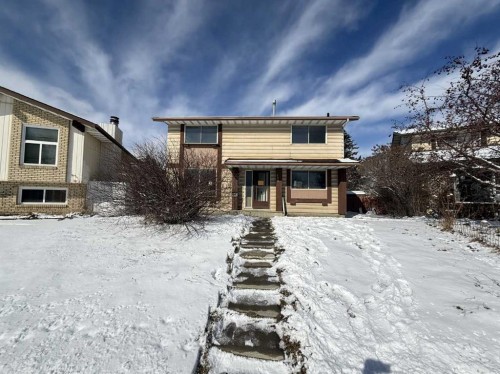 128 Dovercrest Way Se, Calgary, AB - Outdoor