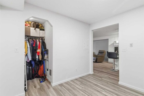 1102-755 Copperpond Boulevard Se, Calgary, AB - Indoor