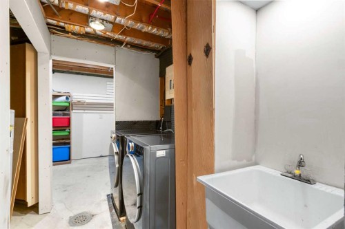 104 Midland Crescent Se, Calgary, AB - Indoor Photo Showing Laundry Room