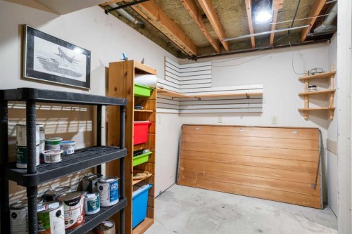 104 Midland Crescent Se, Calgary, AB - Indoor