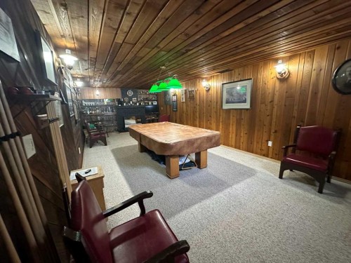 2123 16 Avenue, Didsbury, AB - Indoor Photo Showing Other Room