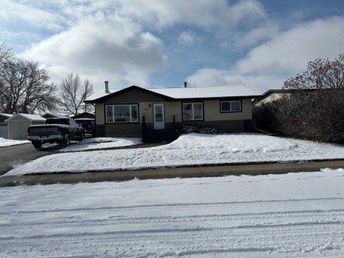 2123 16 Avenue  Didsbury, AB T0M 0W0