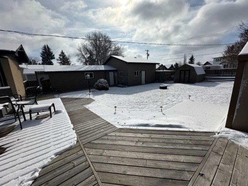 2123 16 Avenue, Didsbury, AB - Outdoor With Deck Patio Veranda