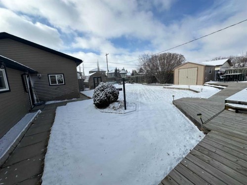 2123 16 Avenue, Didsbury, AB - Outdoor With Deck Patio Veranda With Exterior