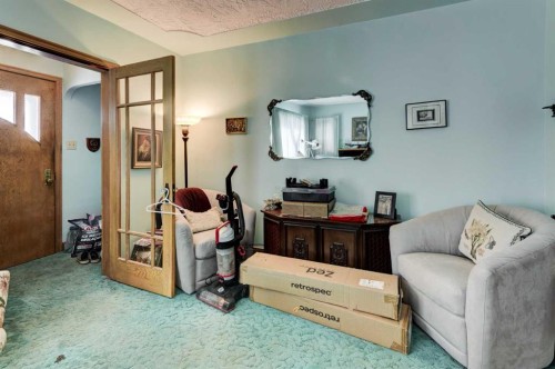 720 22 Avenue Nw, Calgary, AB - Indoor