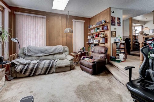 720 22 Avenue Nw, Calgary, AB - Indoor