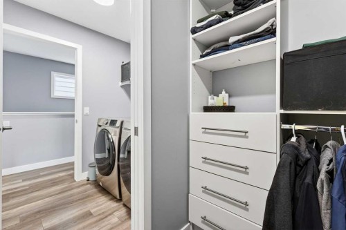 322 Masters Row Se, Calgary, AB - Indoor Photo Showing Laundry Room