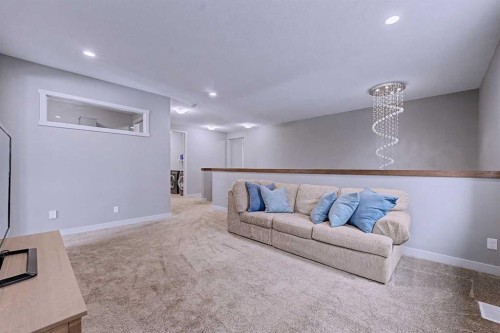 121 Marquis View Se, Calgary, AB - Indoor