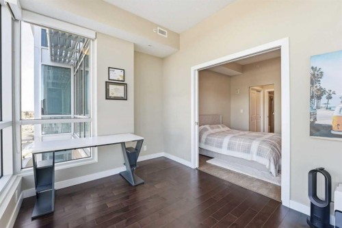 705-24 Varsity Estates Circle Nw, Calgary, AB - Indoor Photo Showing Other Room