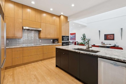 3834 1A Street Sw, Calgary, AB - Indoor Photo Showing Kitchen