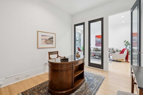 3834 1A Street Sw, Calgary, AB - Indoor Photo Showing Office