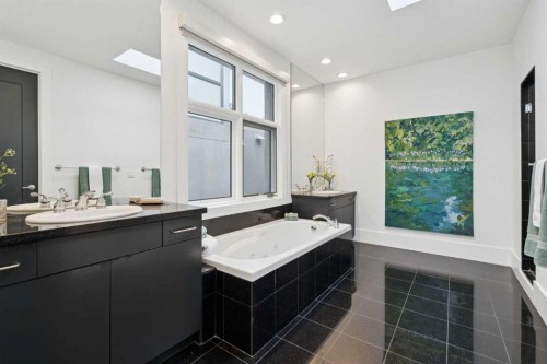 3834 1A Street Sw, Calgary, AB - Indoor Photo Showing Bathroom