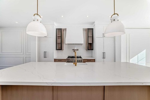 515 34A Street Nw, Calgary, AB - Indoor