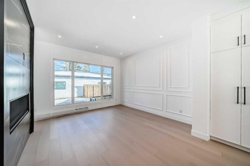 515 34A Street Nw, Calgary, AB - Indoor Photo Showing Other Room