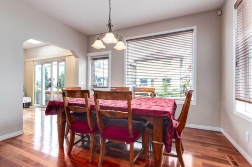 82 Everglen Crescent Sw, Calgary, AB - Indoor Photo Showing Dining Room