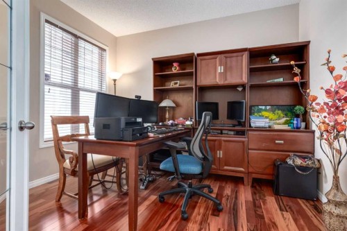 82 Everglen Crescent Sw, Calgary, AB - Indoor Photo Showing Office