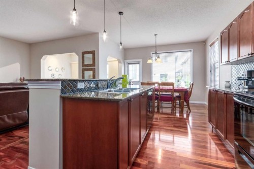 82 Everglen Crescent Sw, Calgary, AB - Indoor Photo Showing Kitchen With Double Sink