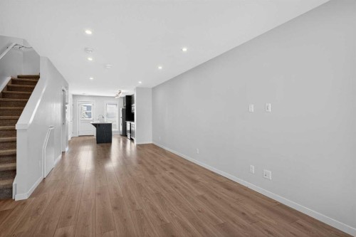 306-338 Seton Circle Se, Calgary, AB - Indoor Photo Showing Other Room