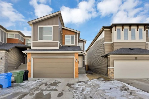 127 Calhoun Crescent Ne, Calgary, AB - Outdoor With Facade