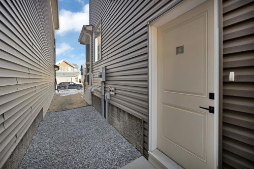 127 Calhoun Crescent Ne, Calgary, AB - Outdoor With Exterior