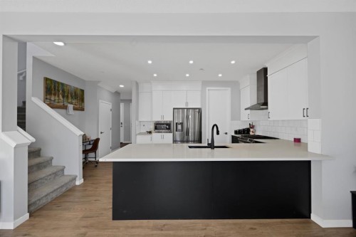 127 Calhoun Crescent Ne, Calgary, AB - Indoor Photo Showing Kitchen With Upgraded Kitchen