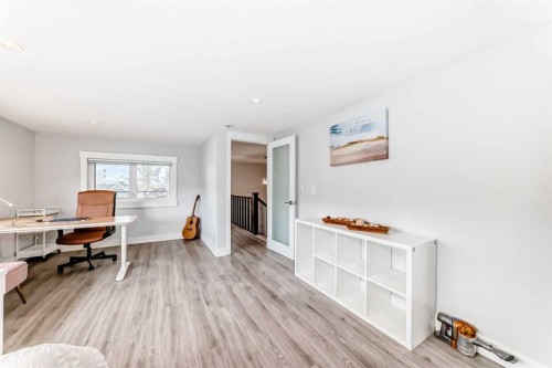 4640 15 Avenue Nw, Calgary, AB - Indoor Photo Showing Office