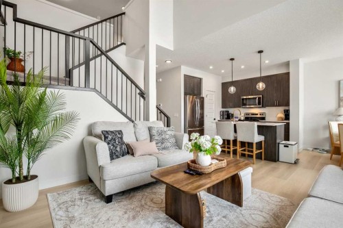 3085 Key Drive Sw, Airdrie, AB - Indoor Photo Showing Living Room