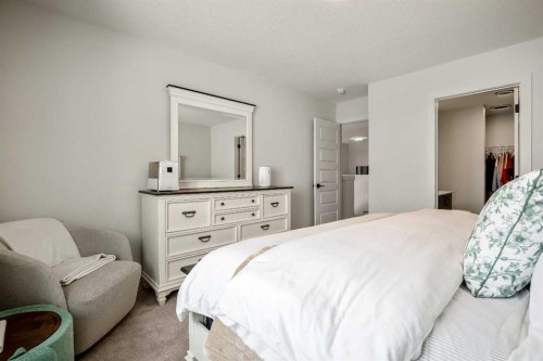 3085 Key Drive Sw, Airdrie, AB - Indoor Photo Showing Bedroom