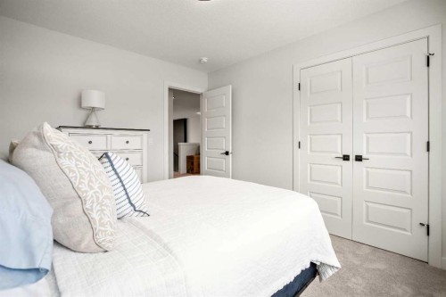 3085 Key Drive Sw, Airdrie, AB - Indoor Photo Showing Bedroom