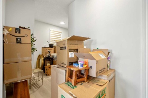 3085 Key Drive Sw, Airdrie, AB - Indoor