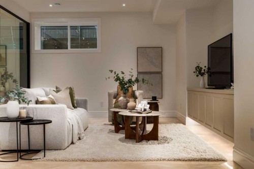 412 40 Avenue Sw, Calgary, AB - Indoor