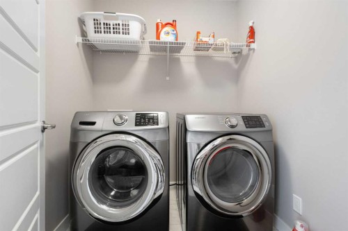 45 Howse Street Ne, Calgary, AB - Indoor Photo Showing Laundry Room