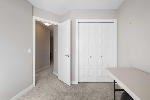 45 Howse Street Ne, Calgary, AB - Indoor