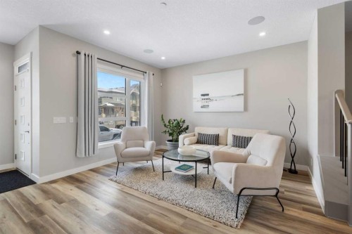 45 Howse Street Ne, Calgary, AB - Indoor Photo Showing Living Room