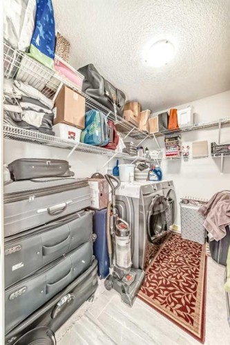 423 Redstone Drive Ne, Calgary, AB - Indoor Photo Showing Other Room