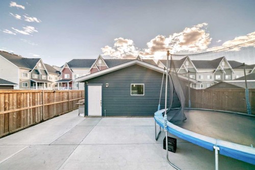 423 Redstone Drive Ne, Calgary, AB - Outdoor