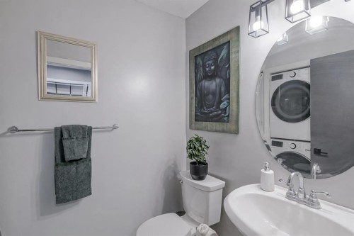 10 Chaparral Ridge Park Se, Calgary, AB - Indoor Photo Showing Laundry Room