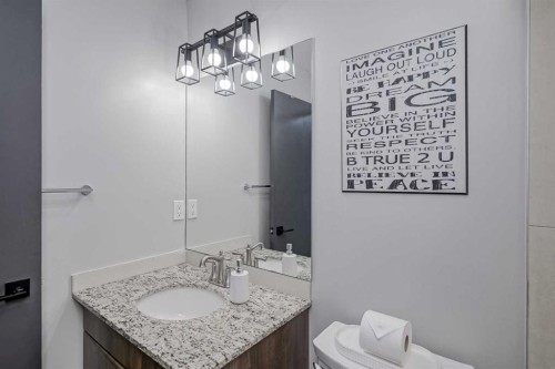 10 Chaparral Ridge Park Se, Calgary, AB - Indoor Photo Showing Bathroom
