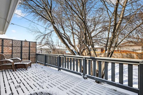 4311 Dovercrest Drive Se, Calgary, AB - Outdoor