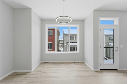 40 Cityline Manor Ne, Calgary, AB - Indoor Photo Showing Other Room