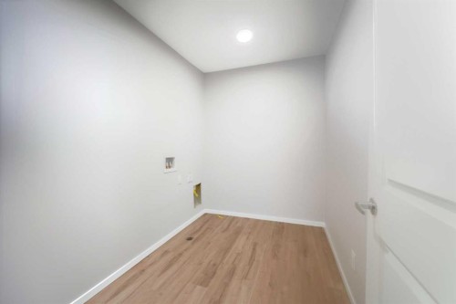 40 Cityline Manor Ne, Calgary, AB - Indoor Photo Showing Other Room
