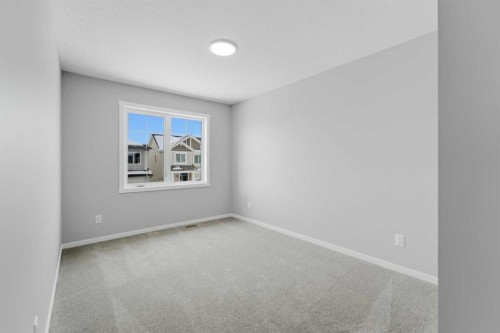 40 Cityline Manor Ne, Calgary, AB - Indoor Photo Showing Other Room