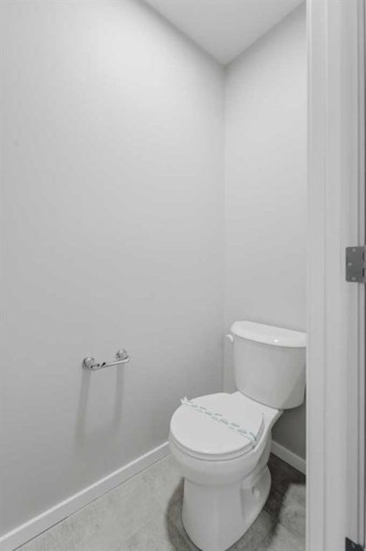 40 Cityline Manor Ne, Calgary, AB - Indoor Photo Showing Bathroom