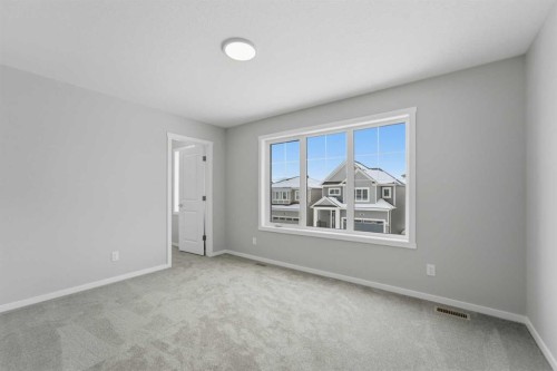 40 Cityline Manor Ne, Calgary, AB - Indoor Photo Showing Other Room