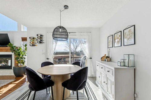 214 Cougarstone Circle Sw, Calgary, AB - Indoor Photo Showing Dining Room