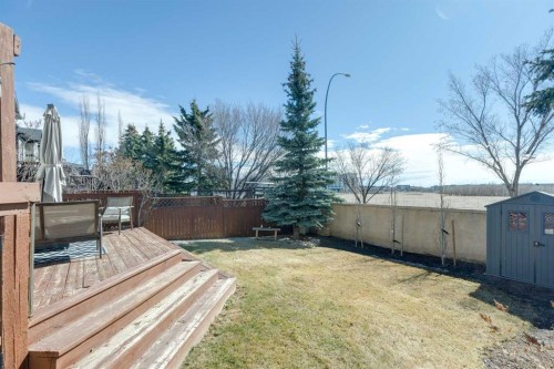 214 Cougarstone Circle Sw, Calgary, AB - Outdoor