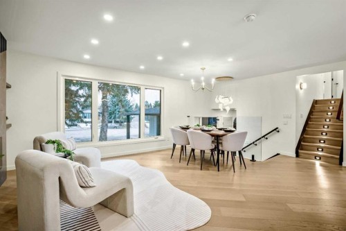 216 Oakridge Place Sw, Calgary, AB - Indoor Photo Showing Dining Room