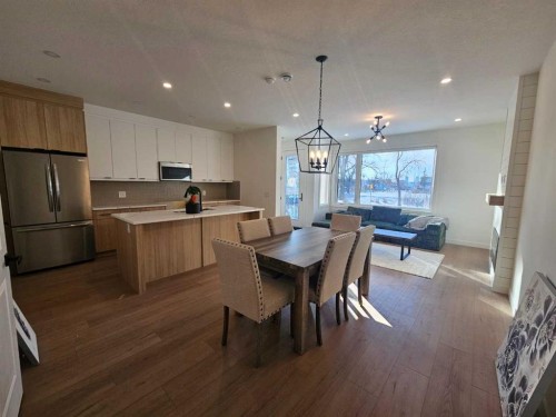 Upper-1512 21 Avenue Nw, Calgary, AB 