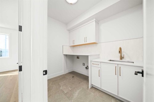 1517 32 Avenue Sw, Calgary, AB - Indoor