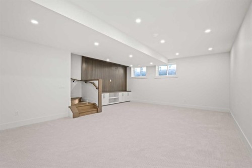 1517 32 Avenue Sw, Calgary, AB - Indoor